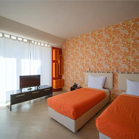 Family Hotel Classic Warna Zimmer foto