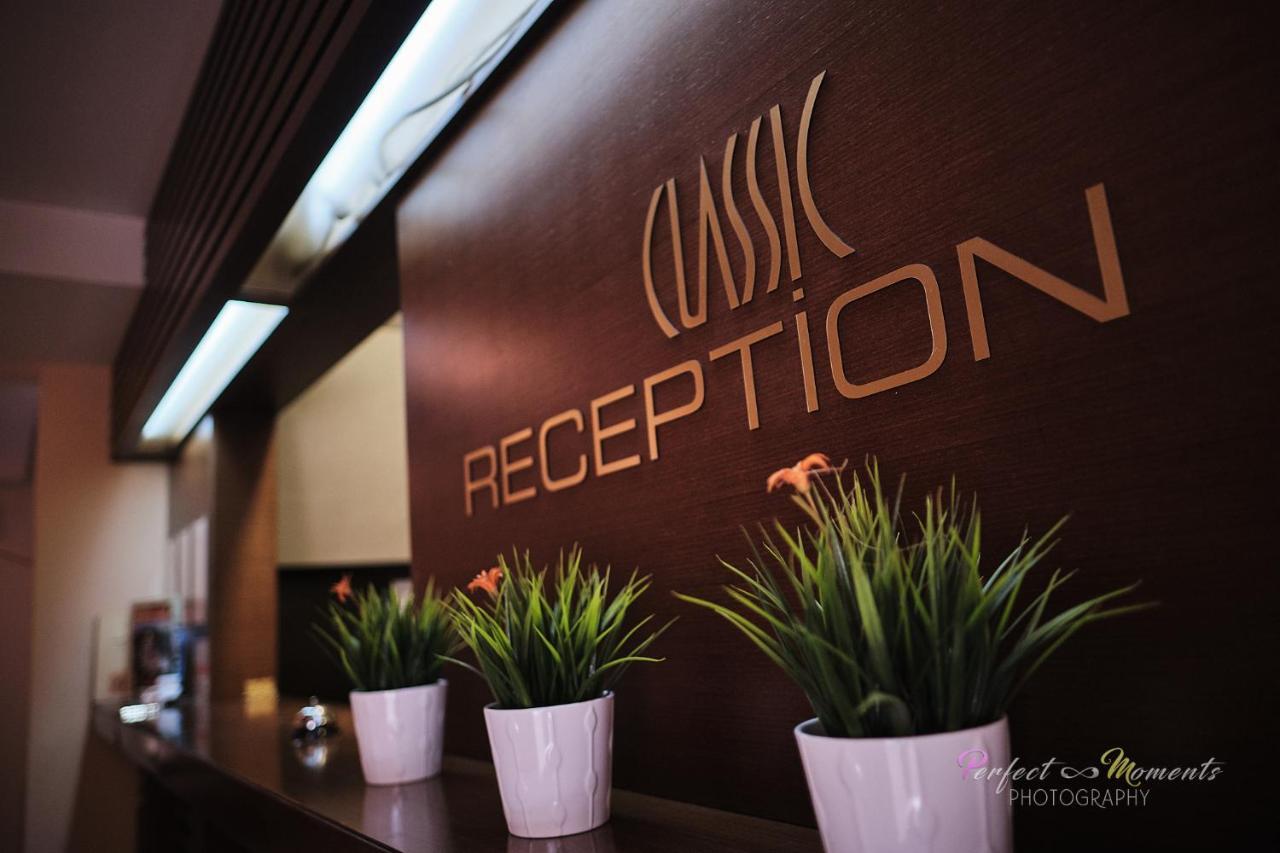 Family Hotel Classic Warna Exterior foto