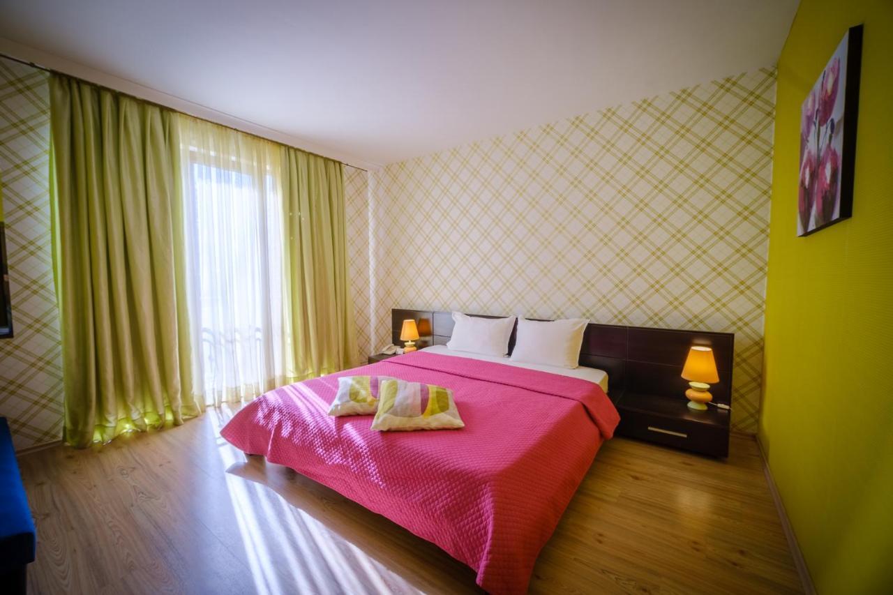 Family Hotel Classic Warna Exterior foto